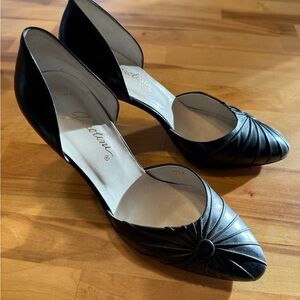Vintage Garolini Black Leather Heels